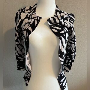 White House Black Market Black and White Flowered Cardigan XS
